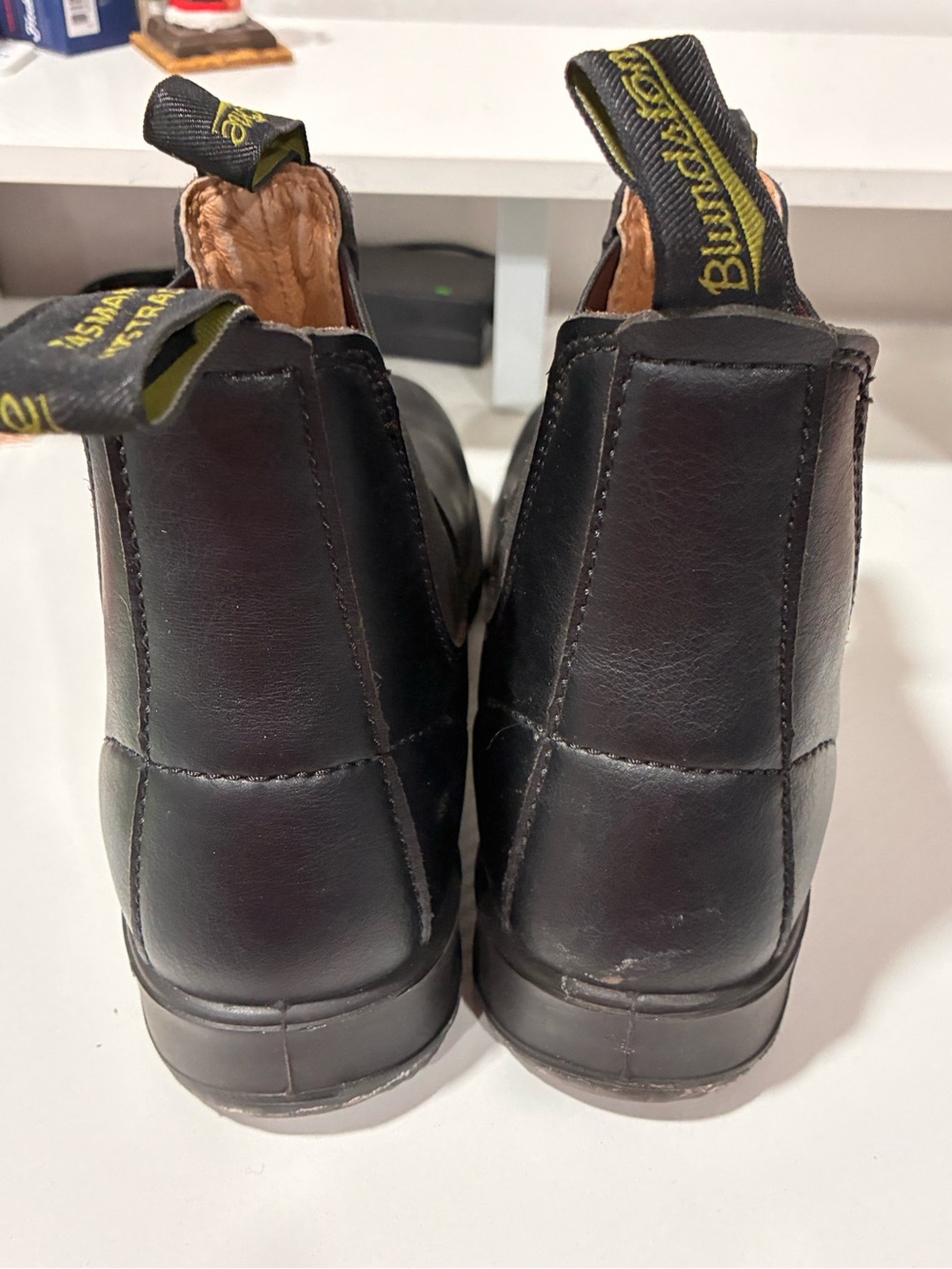 Blundstone Black Chelsea Ankle Boots - Picture 4 of 8